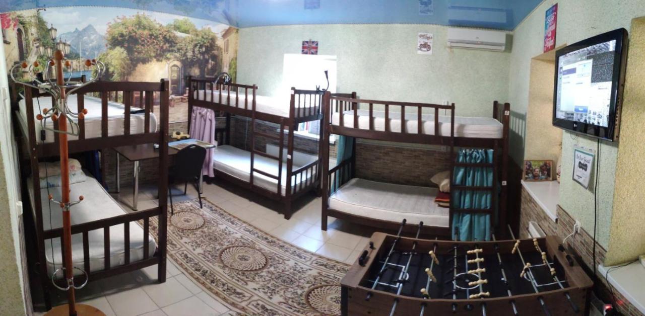 Like Home Hostel Tiraspol Dış mekan fotoğraf